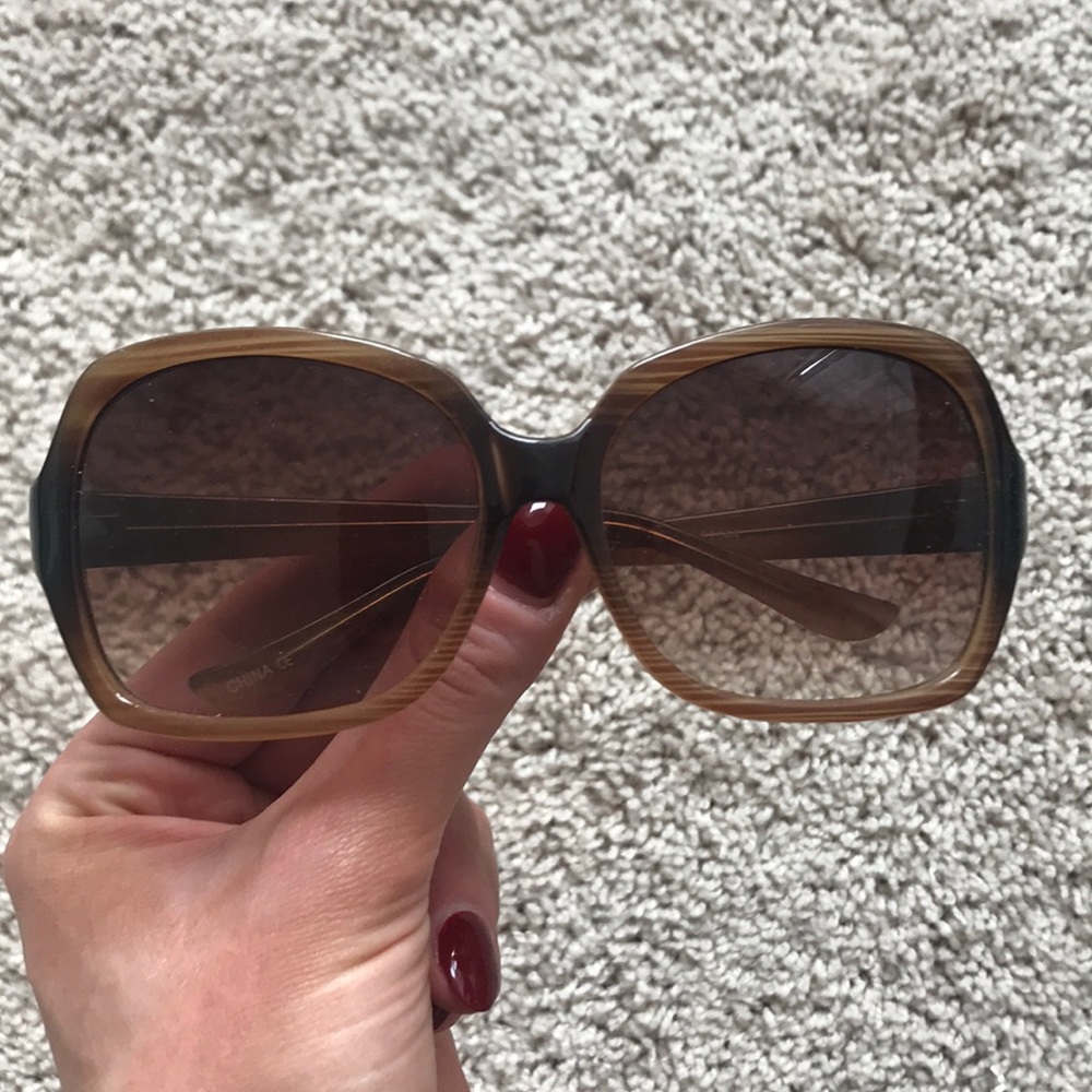 AJ Morgan Oversized Sunglasses
